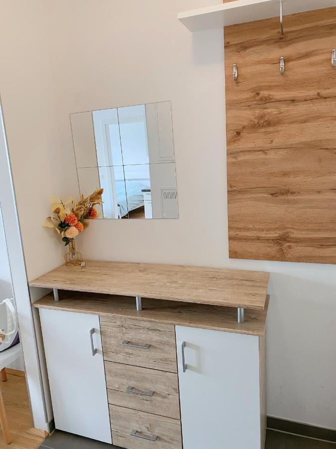 U1 Alte Donau Old Danube City Apartment 2 Wenen Buitenkant foto